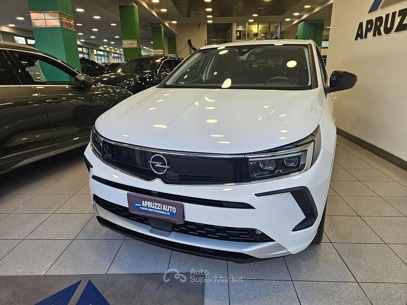 Usata Opel Grandland X Business Elegance 131 CV (96 kW) 2022 Bianco SUV