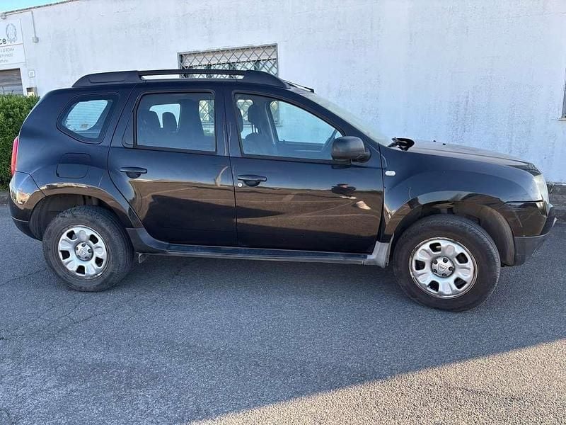 Usata Dacia Duster Lauréate 107 CV (78 kW) 2011 Nero SUV