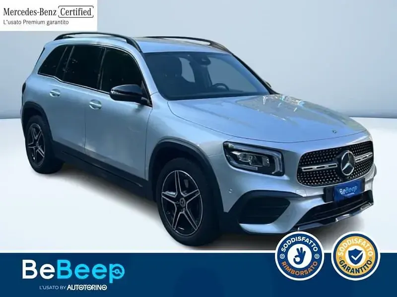Usata Mercedes GLB220 Premium 190 CV (139 kW) 2023 Argento metallizzato SUV