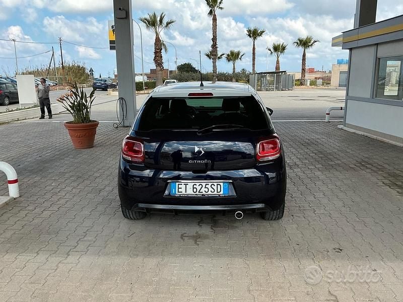 Usata Citroën DS3 Sport Chic 92 CV (67 kW) 2014 Blu Coupé