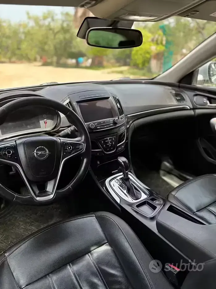 Usata Opel Insignia 136 CV (100 kW) 2017 Grigio Station wagon
