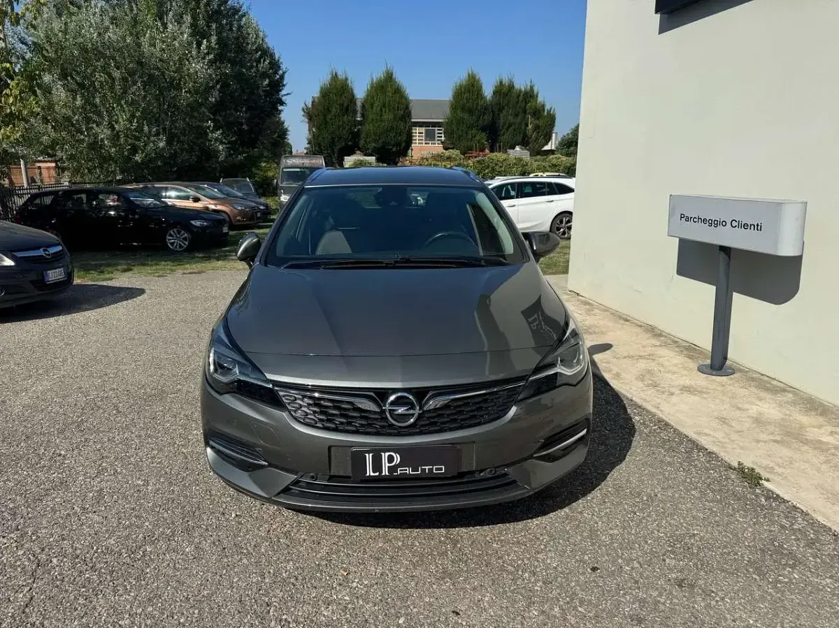 Usata Opel Astra Ultimate 122 CV (89 kW) 2020 Grigio Station wagon