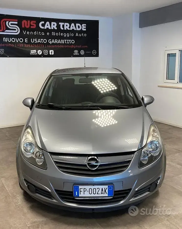 Usata Opel Corsa 75 CV (55 kW) 2007 Grigio Utilitaria