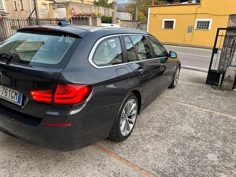 Usata BMW 525 2011 Grigio Station wagon