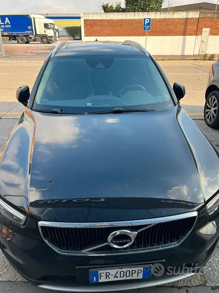 Usata Volvo XC40 190 CV (139 kW) 2018 Nero SUV