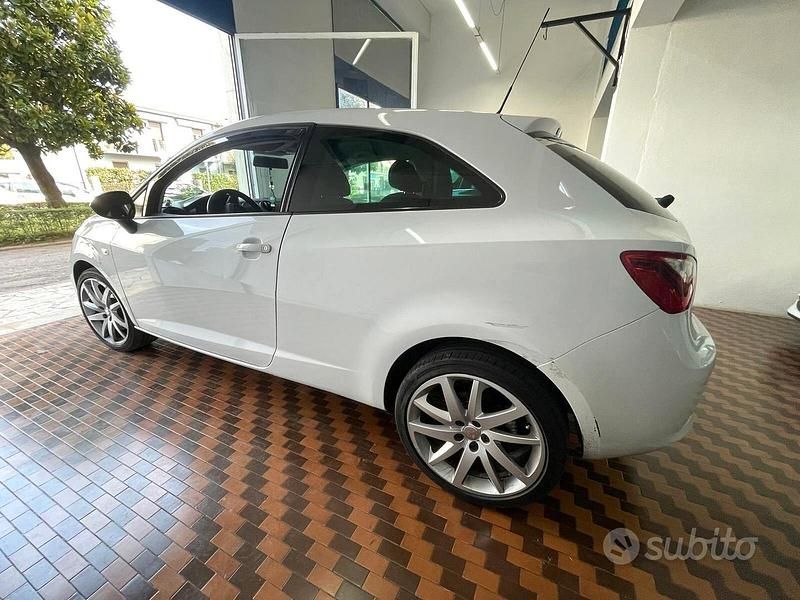 Usata Seat Ibiza FR 142 CV (104 kW) 2012 Bianco Coupé