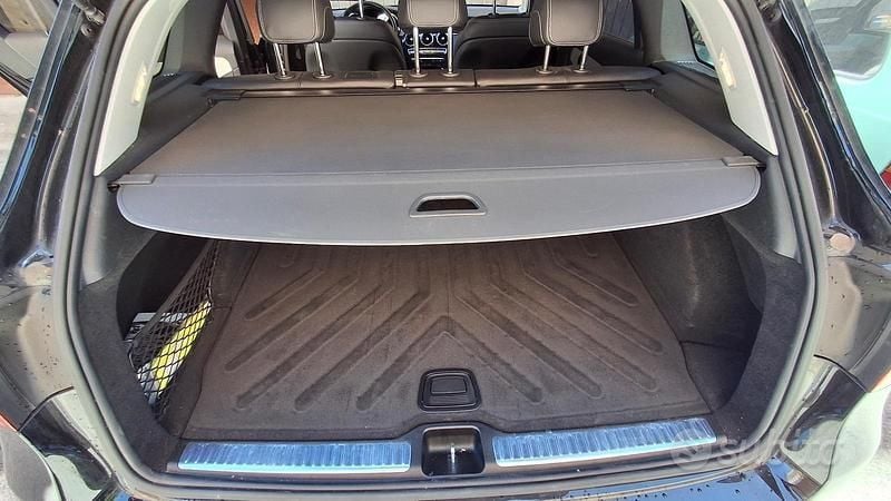 Usata Mercedes GLC220 Premium Plus 194 CV (142 kW) 2022 Nero SUV