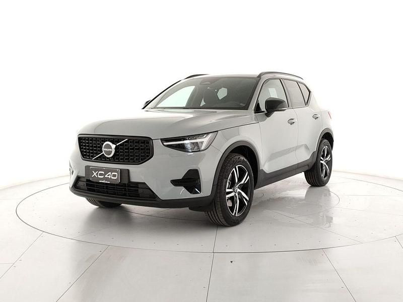 Nuova Volvo XC40 Plus 164 CV (120 kW) 2025 SUV