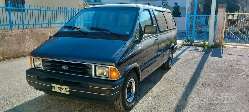 Usata 1993 Ford Aerostar XL Monovolume | 12.000 € - Immagine 1/4