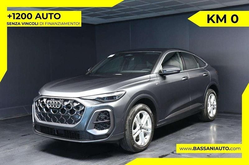 Nuova Audi Q5 Sportback S-Line 204 CV (150 kW) 2025 Grigio scuro SUV