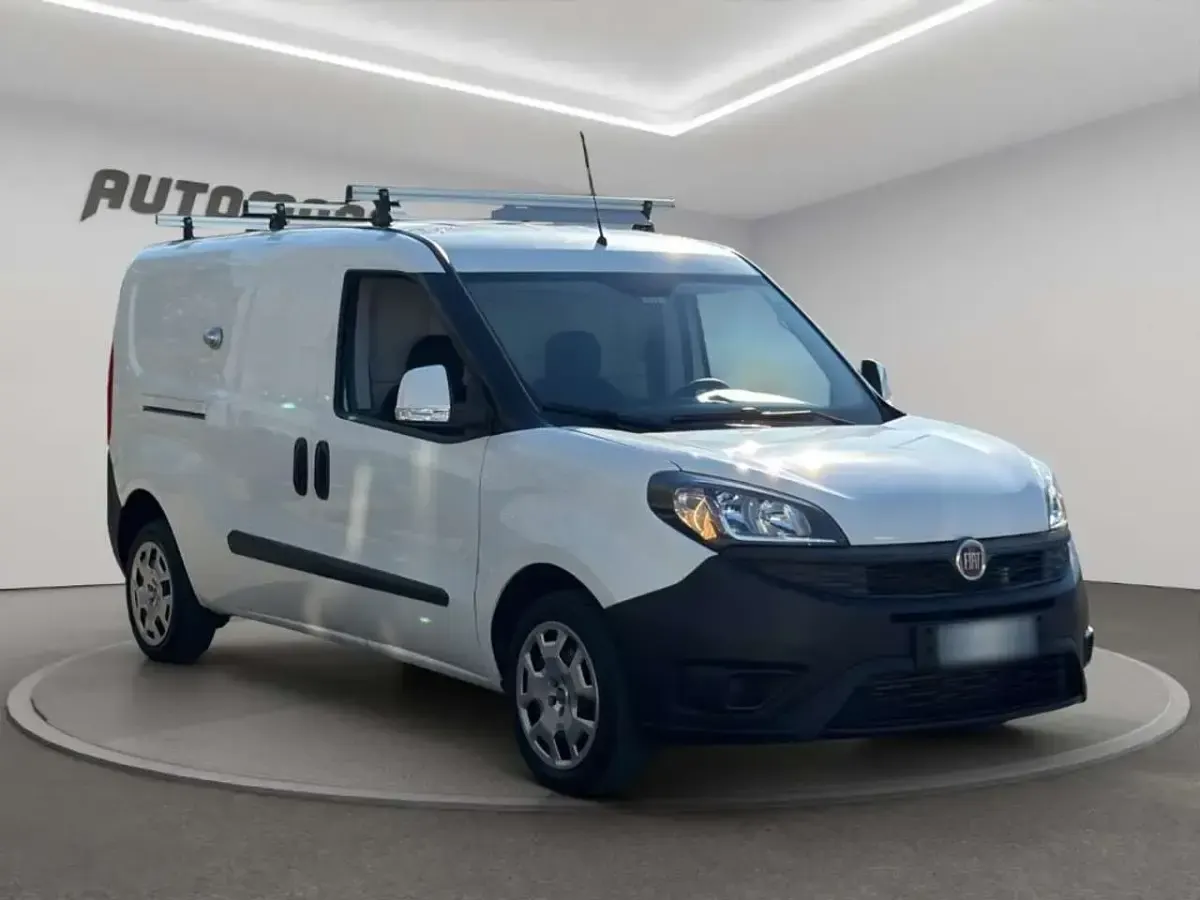 Usata Fiat Doblò 120 CV (88 kW) 2019 Bianco Monovolume