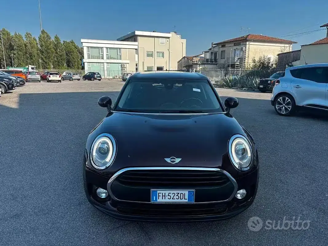Usata Mini Clubman 116 CV (85 kW) 2017 Rosso Station wagon
