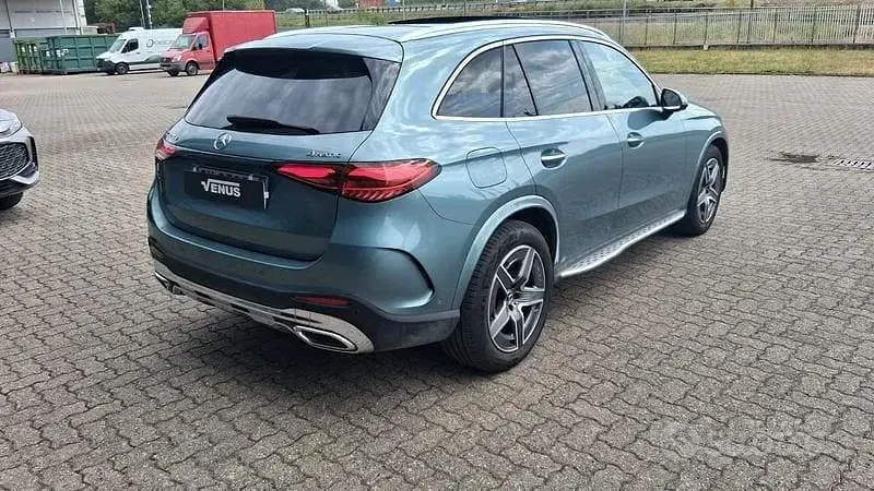 Usata Mercedes GLC220 Advanced Plus 197 CV (144 kW) 2024 Verde SUV