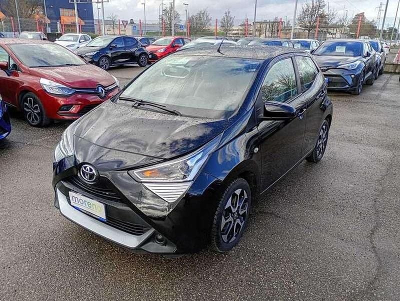 Usata Toyota Aygo 72 CV (52 kW) 2021 Nero Utilitaria
