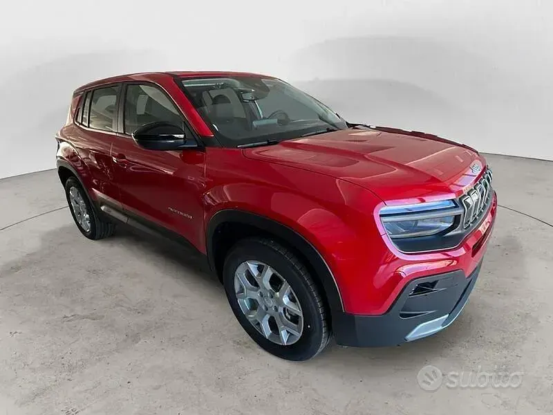 Nuova Jeep Avenger Altitude 110 CV (80 kW) 2025 Rosso SUV