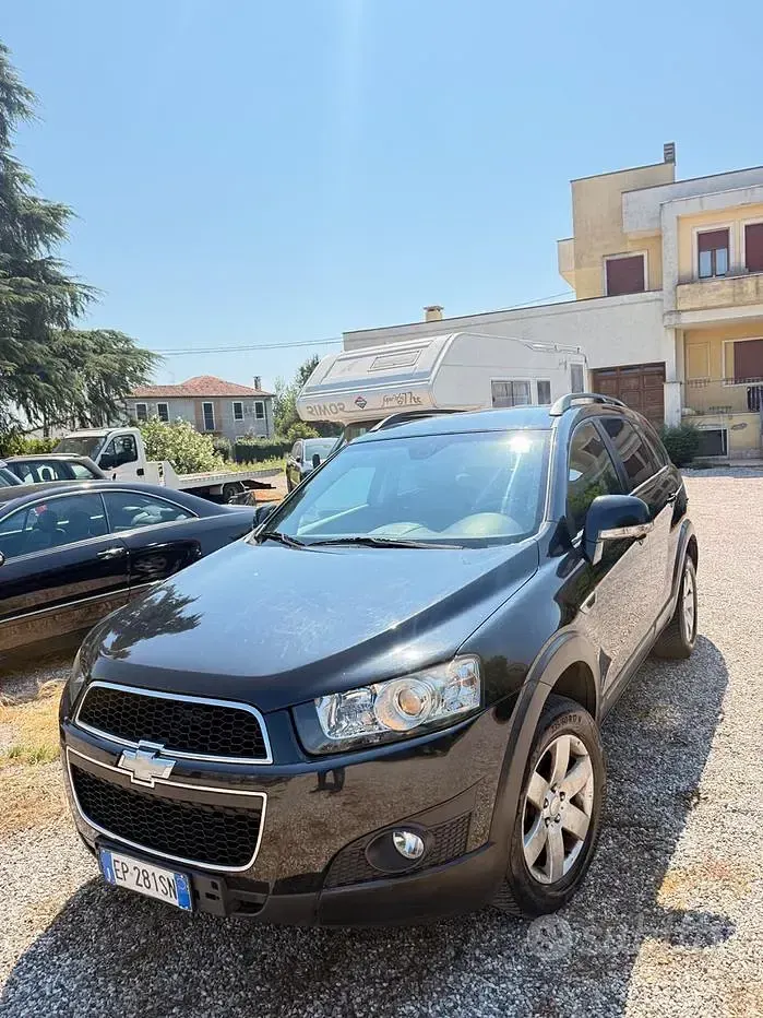 Usata Chevrolet Captiva LT 163 CV (119 kW) 2011 Nero SUV