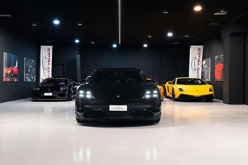 Usata Porsche Taycan Cross Turismo 139 kW (190 CV) 2023 Nero Station wagon
