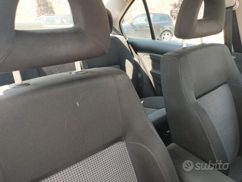 Usata VW Bora 102 CV (75 kW) 2002 Grigio Berlina