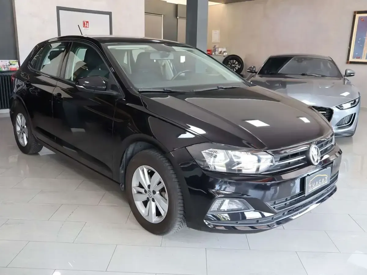 Usata VW Polo Trendline 80 CV (58 kW) 2018 Nero Utilitaria