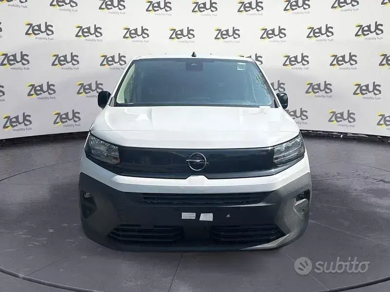 Nuova Opel Combo 2026 Bianco Monovolume