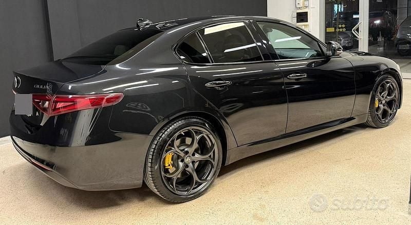 Usata Alfa Romeo Giulia Tech Edition 150 CV (110 kW) 2019 Nero Berlina