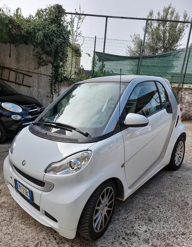 Usata Smart ForTwo Coupé Pure 71 CV (52 kW) 2012 Bianco Coupé