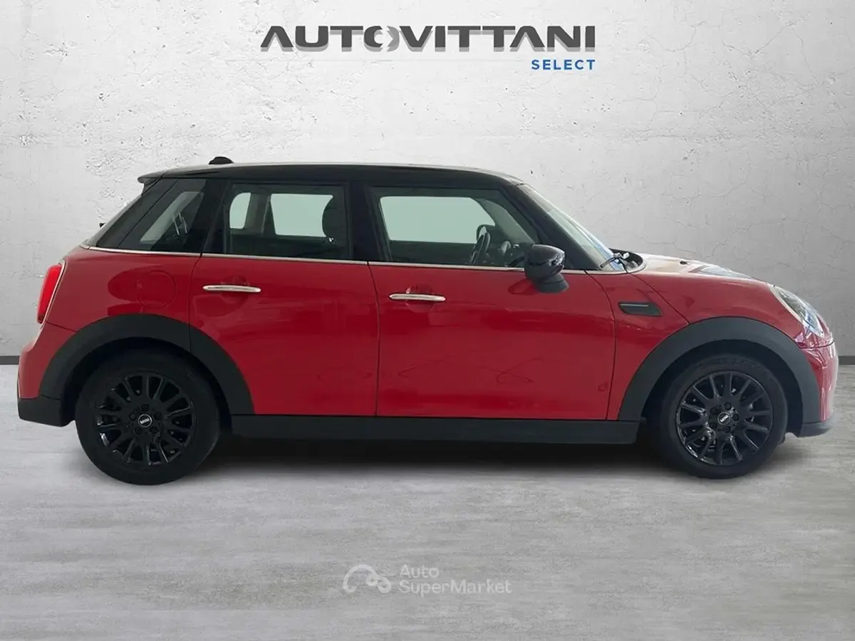Usata Mini Cooper Clubman Essential 136 CV (100 kW) 2024 Rosso Station wagon