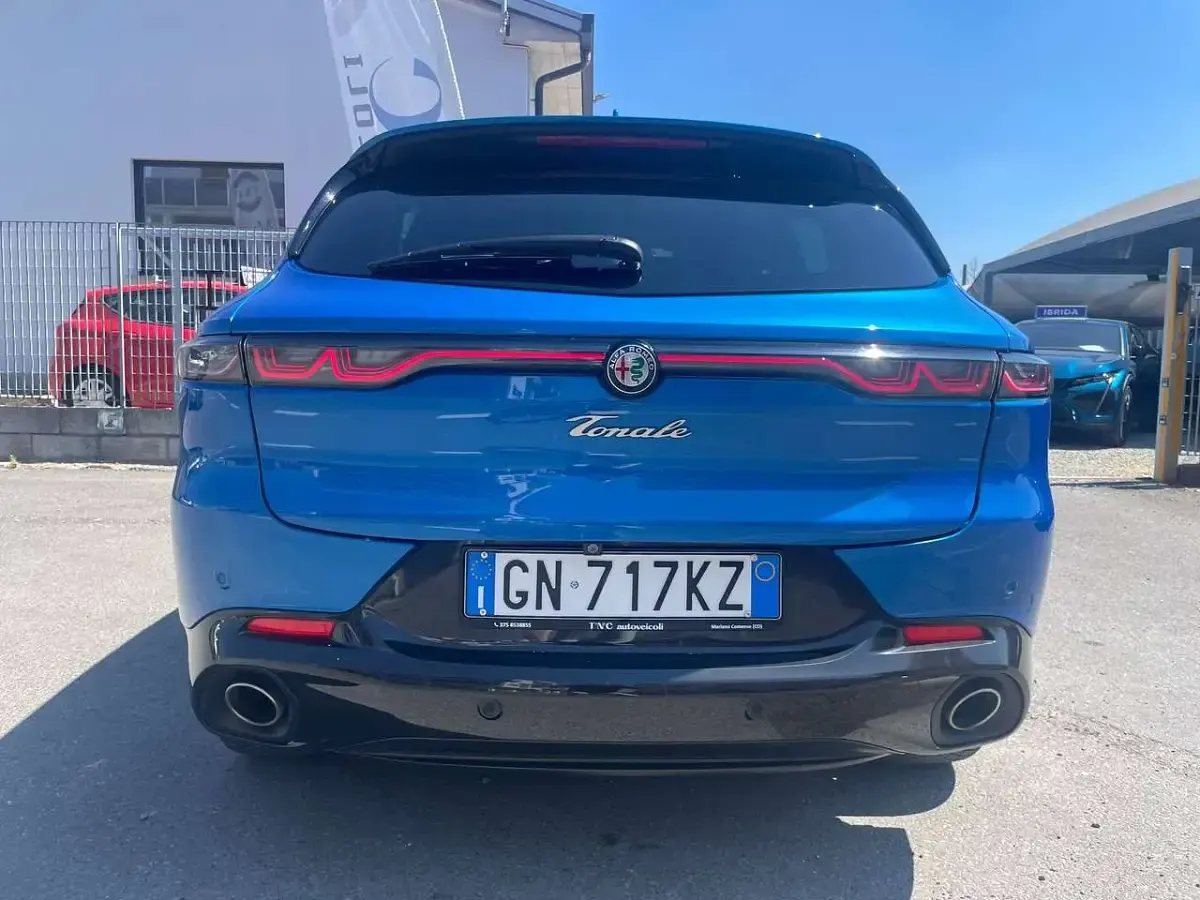 Usata Alfa Romeo Tonale Veloce 280 CV (205 kW) 2023 Blu/azzurro SUV