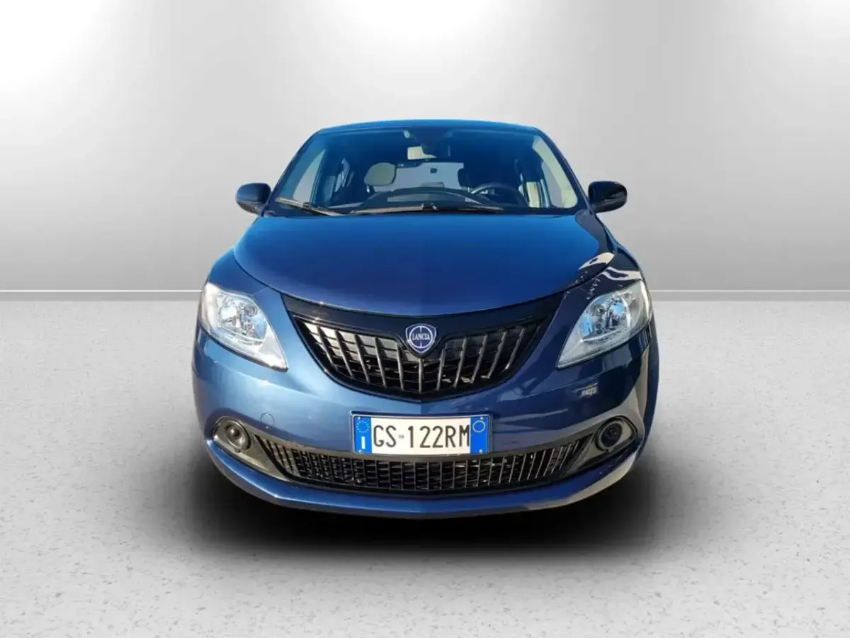 Usata Lancia Ypsilon S 70 CV (51 kW) 2024 Blu/azzurro Utilitaria