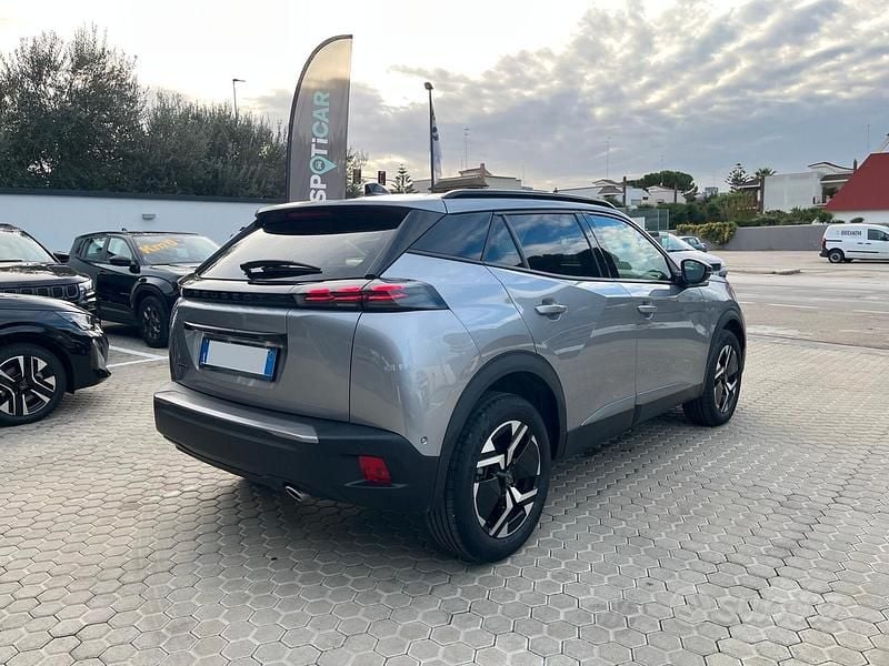 Usata Peugeot 2008 Allure 131 CV (96 kW) 2024 Grigio SUV