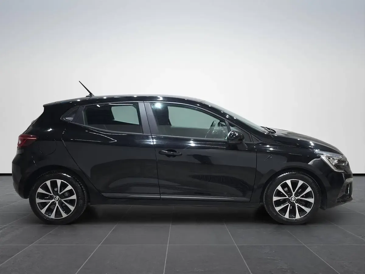 Usata Renault Clio V Equilibre 67 CV (49 kW) 2023 Nero Berlina