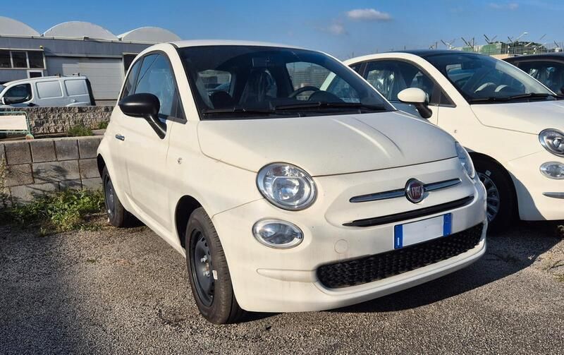 Usata Fiat 500 Dolcevita 69 CV (50 kW) 2023 Bianco Utilitaria