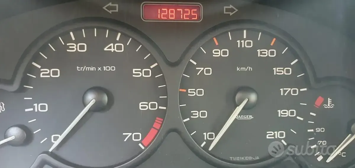 Usata Peugeot 206 60 CV (44 kW) 2001 Grigio Berlina