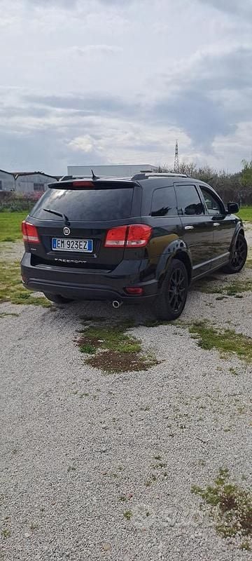 Usata Fiat Freemont 170 CV (125 kW) 2012 Nero SUV