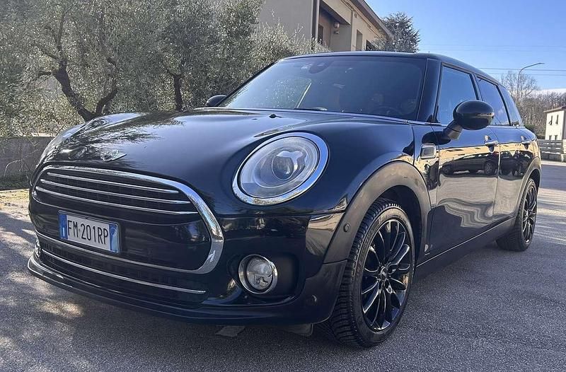 Usata Mini Cooper D Clubman Hype 150 CV (110 kW) 2017 Nero Station wagon