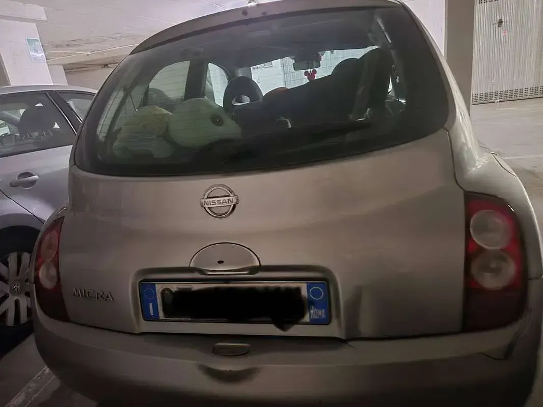 Usata Nissan Micra Visia 65 CV (47 kW) 2003 Argento Utilitaria