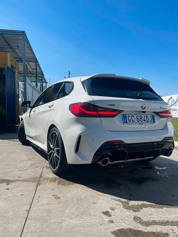 Usata BMW M135 360 CV (264 kW) 2022 Bianco Utilitaria