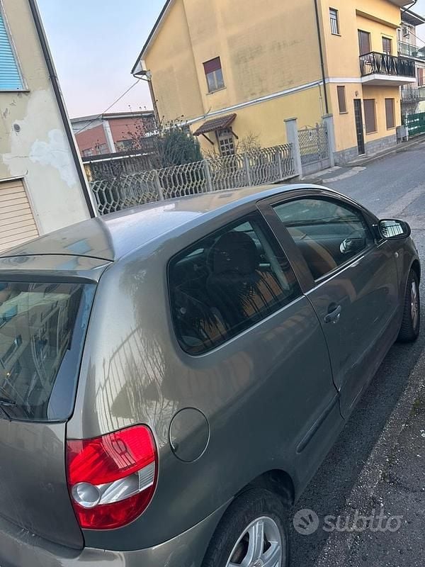 Usata VW Fox 2006 Grigio Utilitaria
