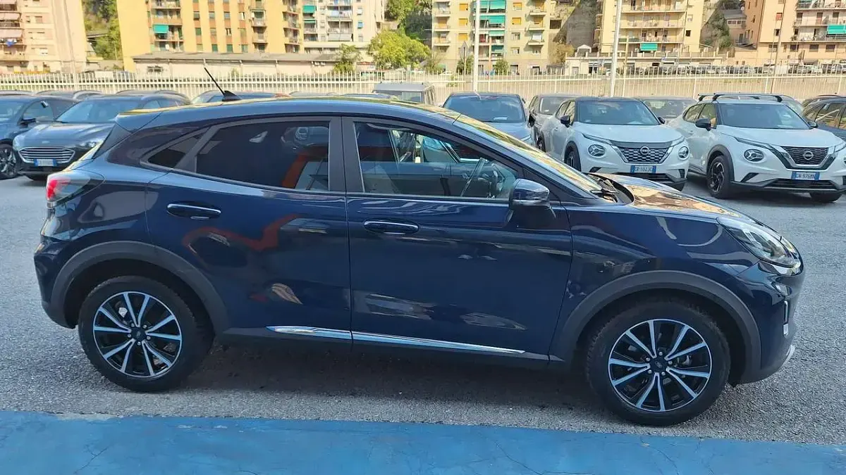 Usata Ford Puma Titanium 125 CV (91 kW) 2023 Blu blazer SUV