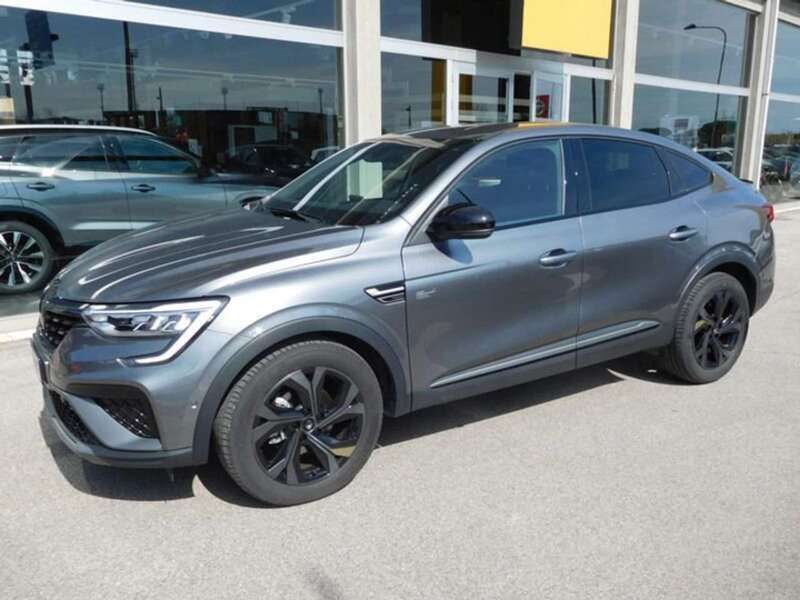 Usata Renault Arkana Engineered 145 CV (106 kW) 2023 Grigio SUV