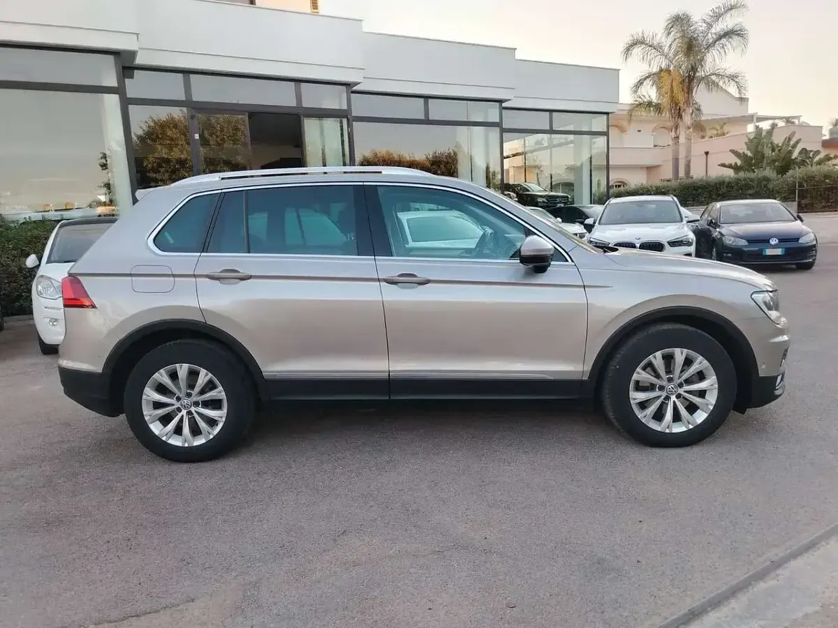 Usata VW Tiguan Style 150 CV (110 kW) 2016 Argento SUV