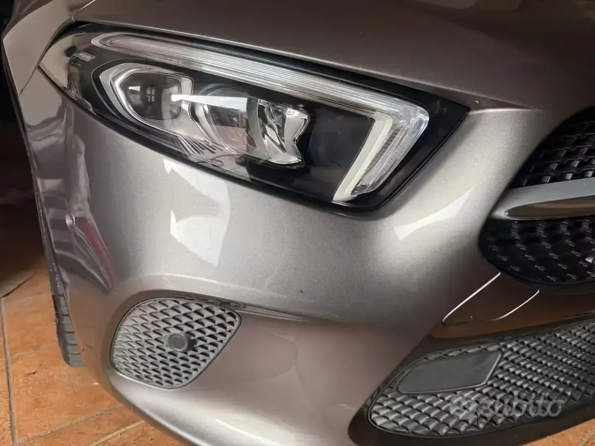 Usata Mercedes 180 136 CV (100 kW) 2021 Grigio Berlina