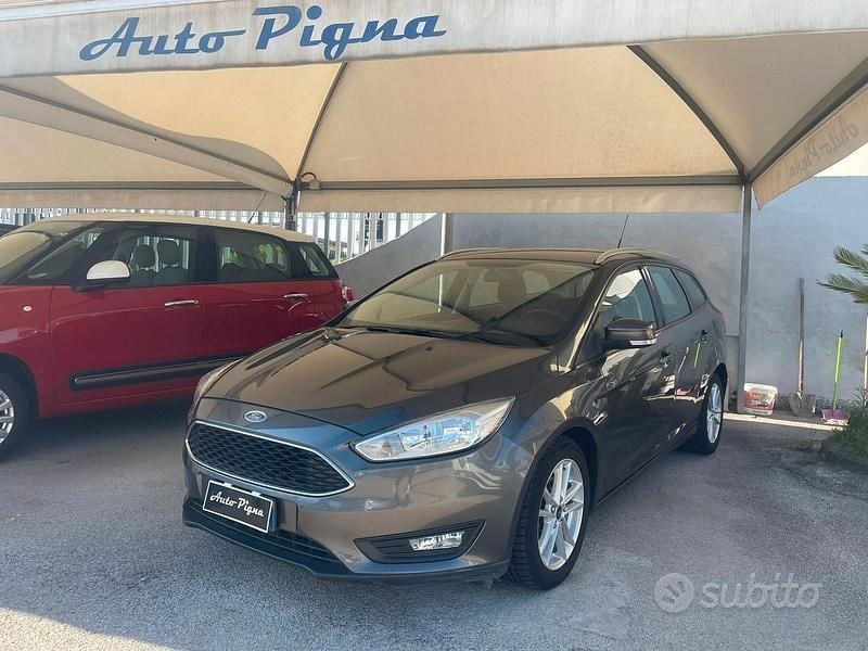 Usata Ford Focus Titanium 95 CV (69 kW) 2016 Grigio Station wagon