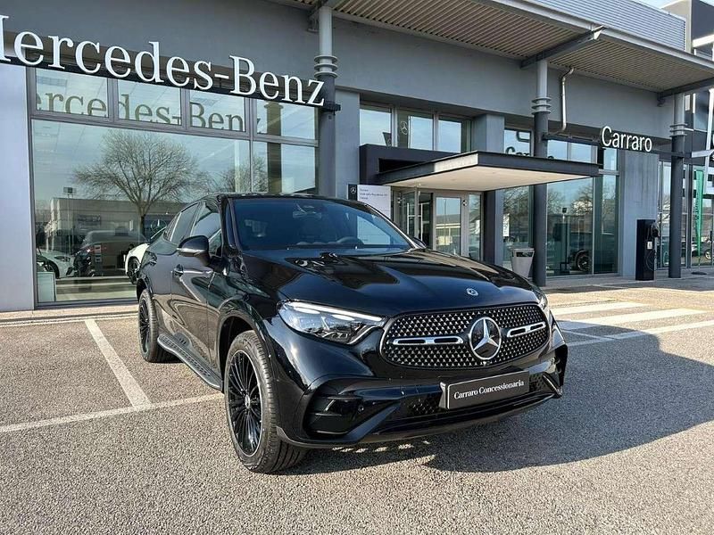Nuova Mercedes GLC300 197 CV (144 kW) 2026 Nero Coupé