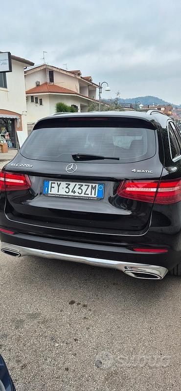 Usata Mercedes GLC220 Premium 170 CV (125 kW) 2016 Nero SUV