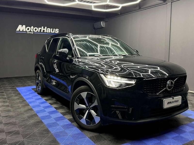 Usata Volvo XC40 Ultimate 163 CV (119 kW) 2023 Nero SUV
