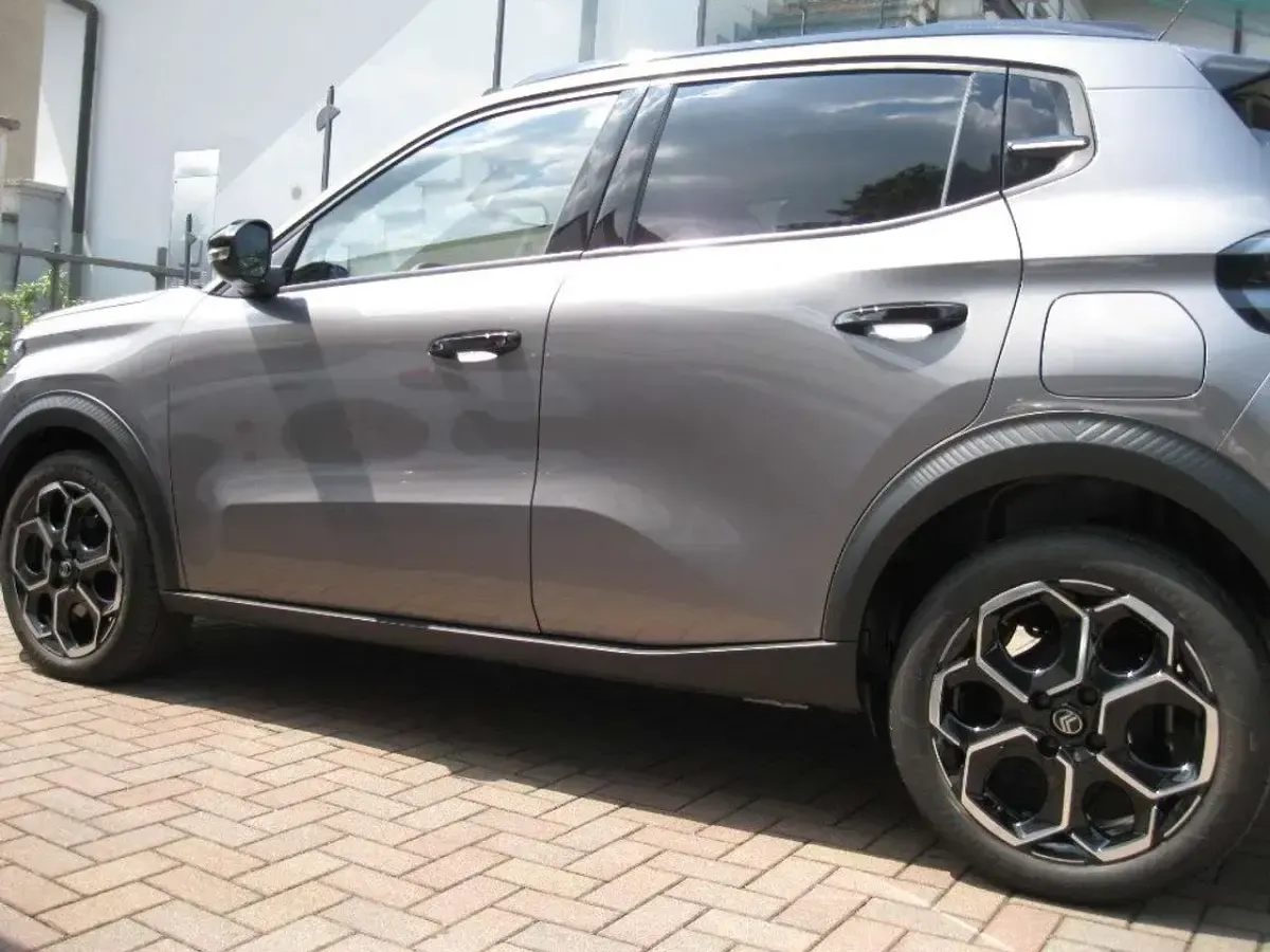 Usata Citroën C3 PureTech 101 CV (74 kW) 2025 Mercury grey SUV