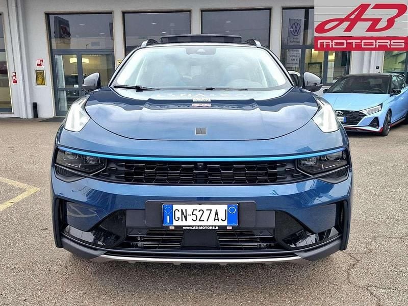 Usata Lynk & Co 01 261 CV (191 kW) 2023 Blu/azzurro SUV