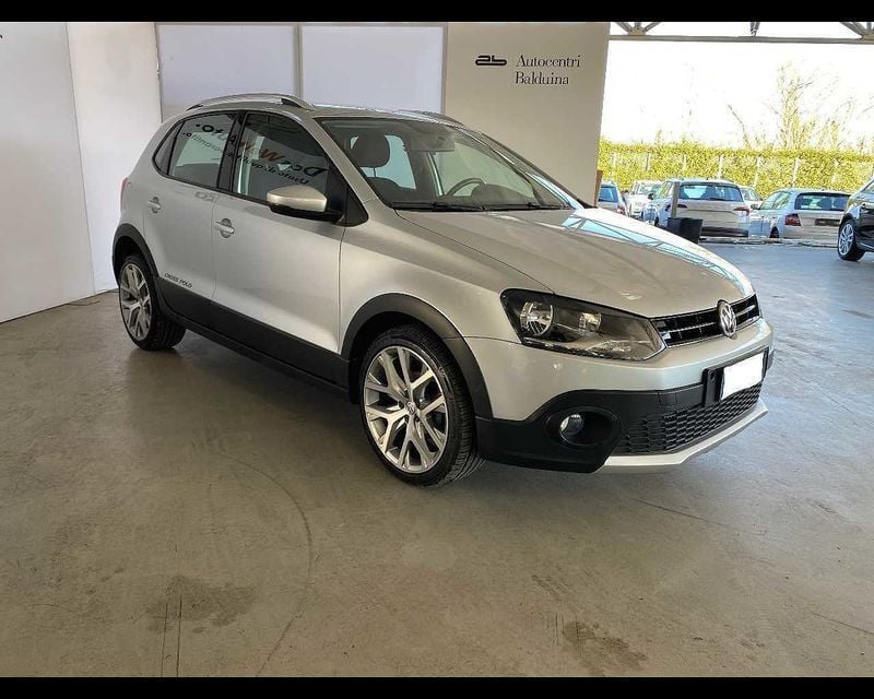 Cerco Volkswagen Polo Usata Usato 2015 VW Polo Cross 1.4 Diesel 90 CV (12.300 €) | 00178 Roma (RM