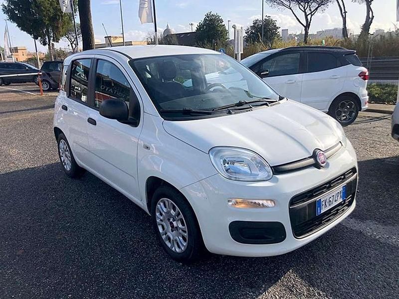 Bianco Usata 2017 Fiat Panda Easy Due volumi | 8500 € (Buon prezzo) - Immagine 1/4